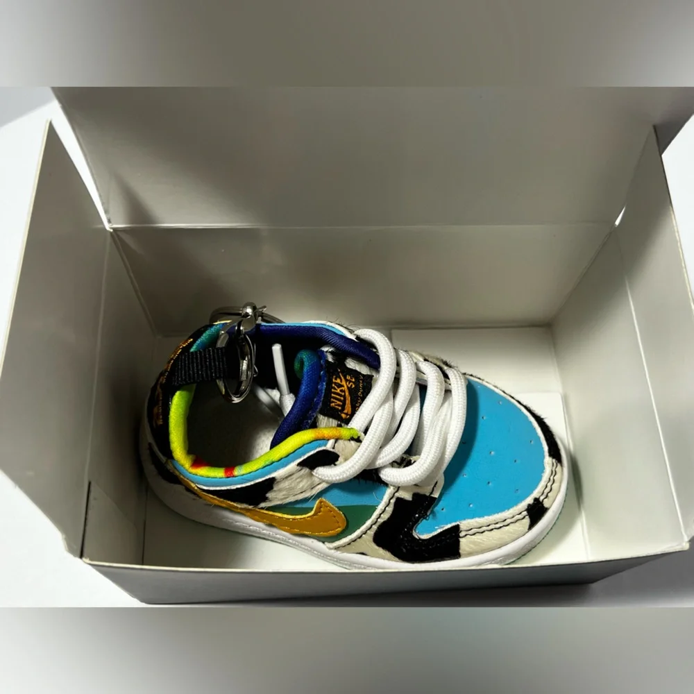 Ben & Jerry's Nike Air Jordan 1 Low‎ Chunky Dunky Sneaker 4.5” Keychain Cow